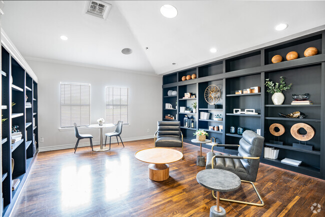 Interior Photo - Encino Luxury Apartments