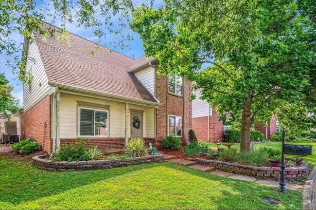 Photo - 772 Breeze Way