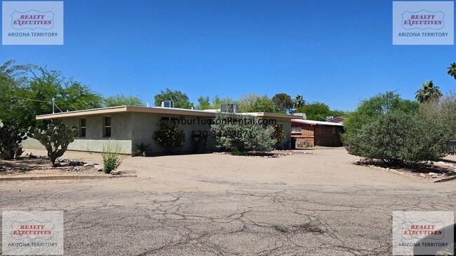 Photo - Cushman Dr - Main Unit Cushman Main house 3/3