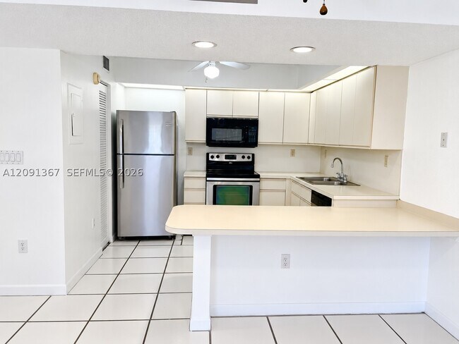 Photo - 13255 SW 88th Ln Unit 402-CS