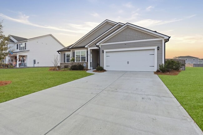 Photo - Richmond Hill's Woodland Trail Subdivision