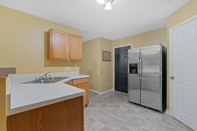 Photo - 2927 Jim Owens Rd NW