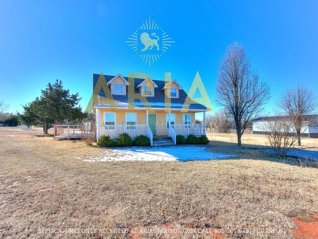 Charming 3 Bed/2.5 Bath Two-Story Country ... - Charming 3 Bed/2.5 Bath Two-Story Country ... House