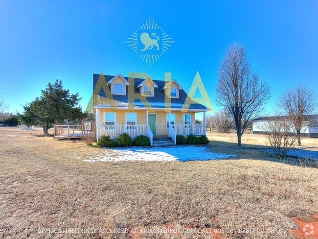 Building Photo - Charming 3 Bed/2.5 Bath Two-Story Country ... Rental