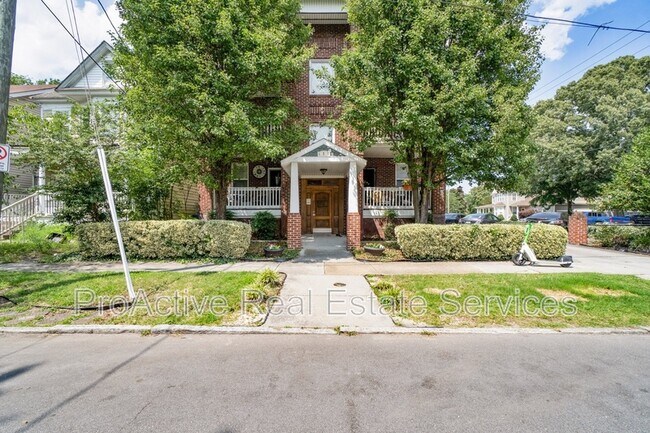 Photo - 402 W 31st St