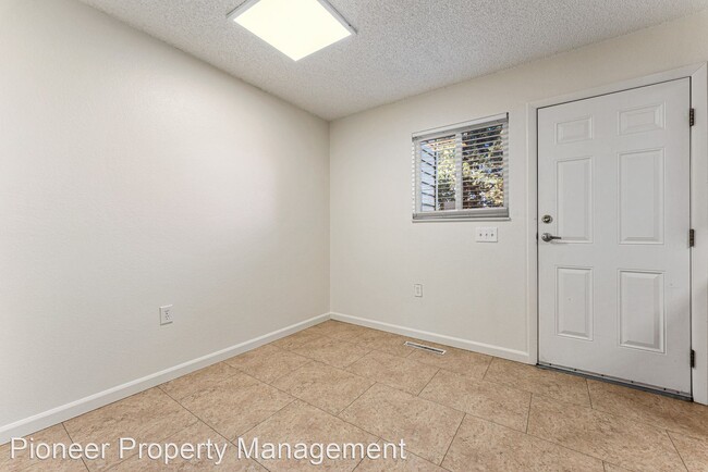 Photo - 3 br, 1.5 bath House - 588 S Eaton St