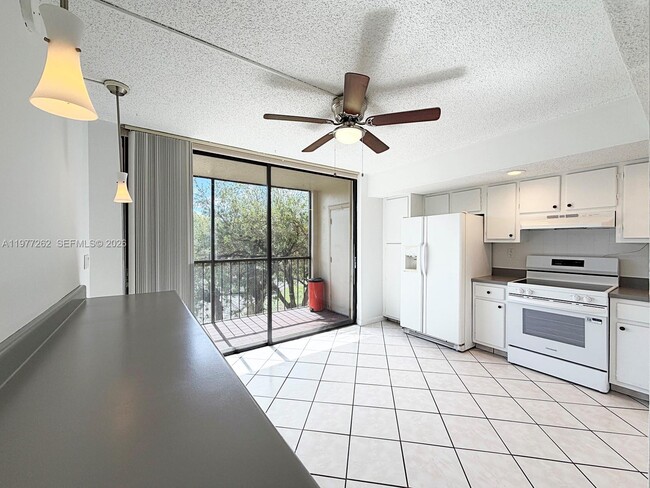 Photo - 8075 SW 107th Ave Unit 219