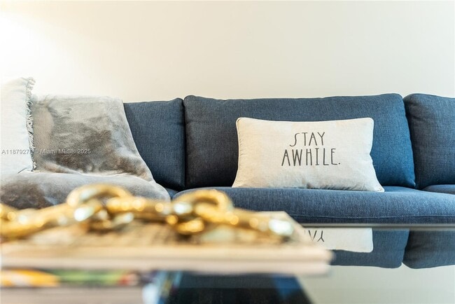 Photo - 2100 SW 31st Ave