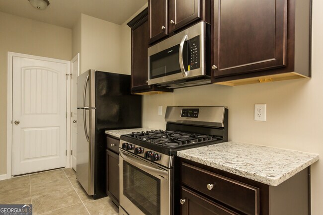 Photo - 107 Bradford Ct