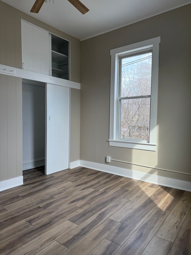 Photo - 264 Fond du Lac Ave