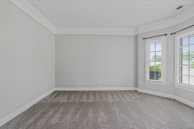 Photo - 101 Coriander Ln