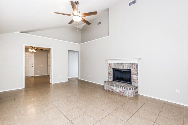 Photo - 2500 Ensenada Ln