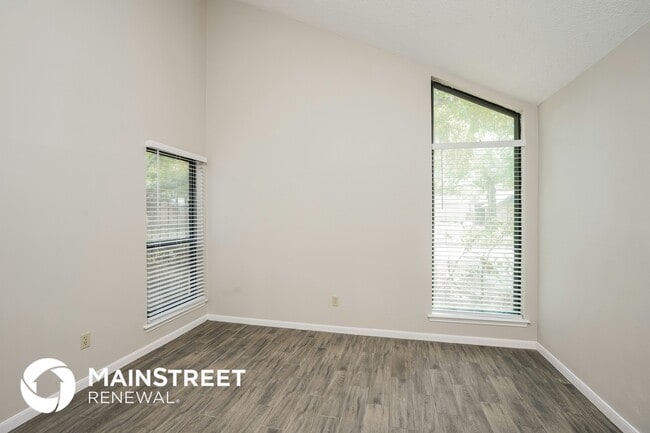 Photo - 12502 Olympia Dr