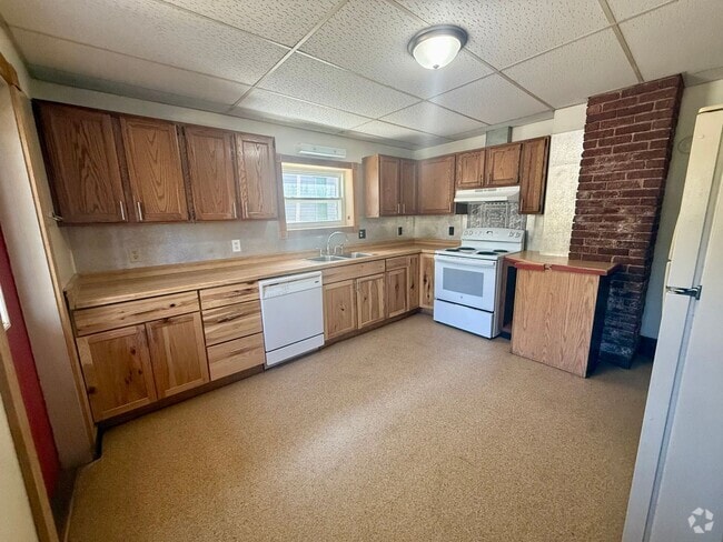 Building Photo - 716 Washington St Unit Lower Rental
