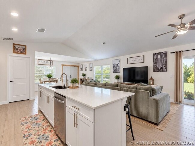 7735 101st Ct