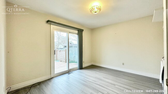 Photo - 50 Ashdale Cres