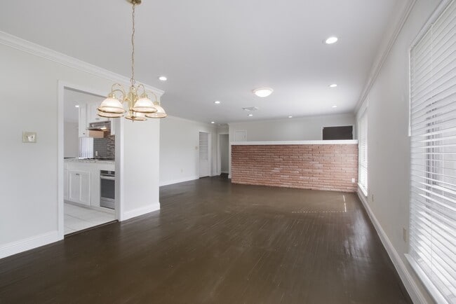 Photo - 2902 Wuthering Heights Dr