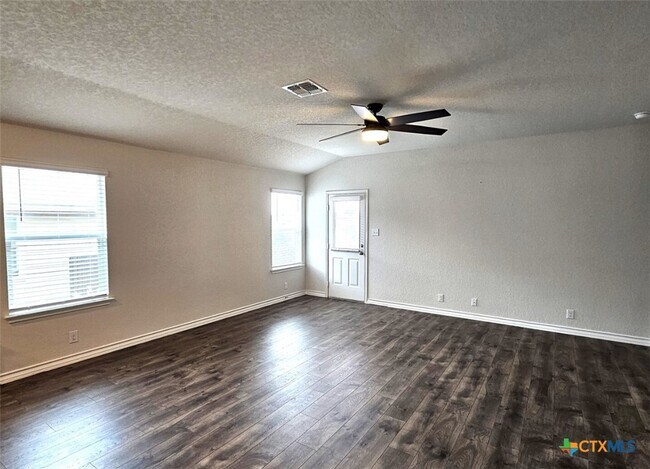 Photo - 181 Harley Hay