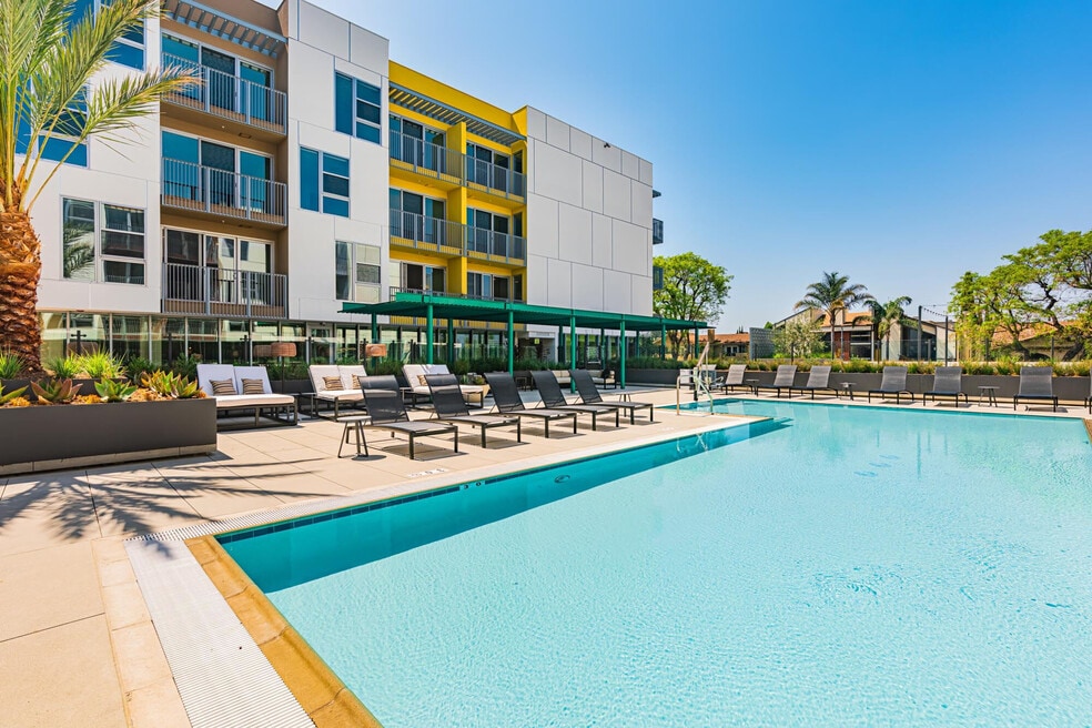 Citrus Commons