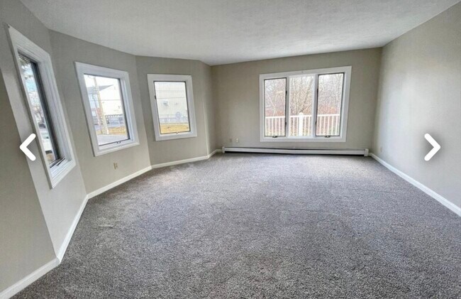 Photo - 73 Chambers Ave Unit 1