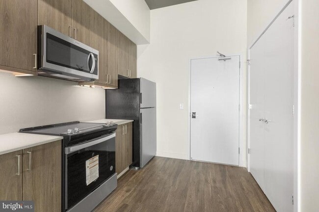 Photo - 525 N 41st St Unit 304