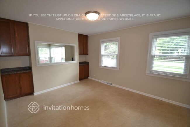 Photo - 642 E Le Moyne Ave