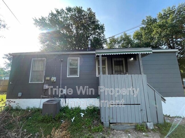 Photo - 1901 Eagle Dr