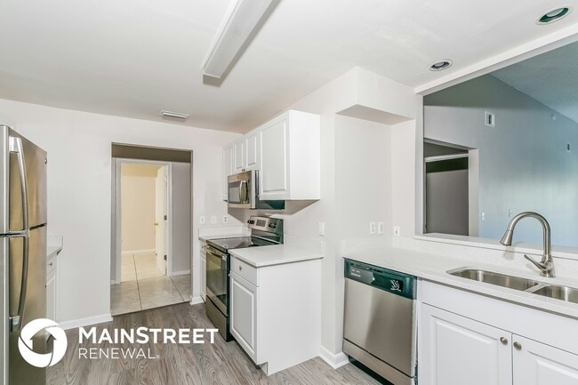 Photo - 1656 Parakeet Ct