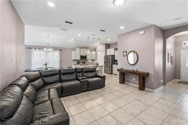 Photo - 19 Grand Canyon St