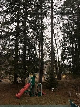 Photo - 31 Perimeter Rd