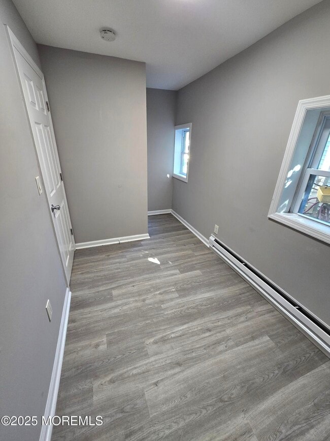 Photo - 316 8th Ave