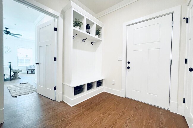 Photo - The Emerson at Commonwealth