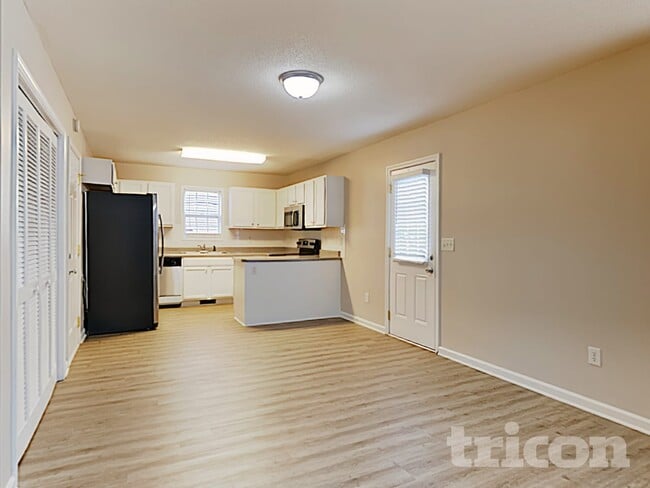 262 Santee Cir