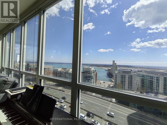Photo - 75 Queens Wharf Rd Unité 1807