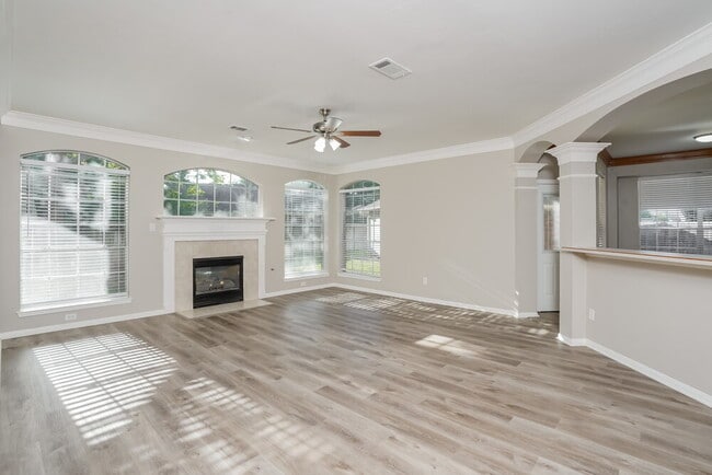 Photo - 1423 Tilman Dr