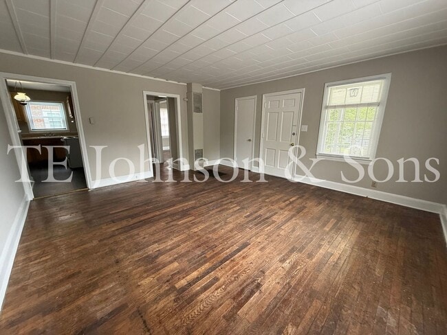 Photo - 1 Bedroom Duplex with Classic Charm on E 25th St