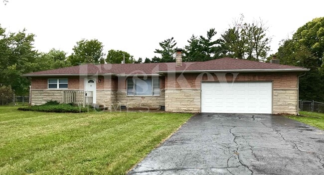 Building Photo - 5750 Wallingwood Dr