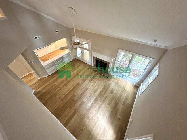 Photo - 2849 Crossings Dr