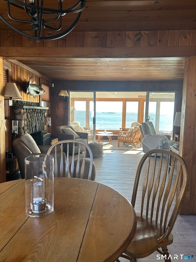 293 Giants Neck Rd