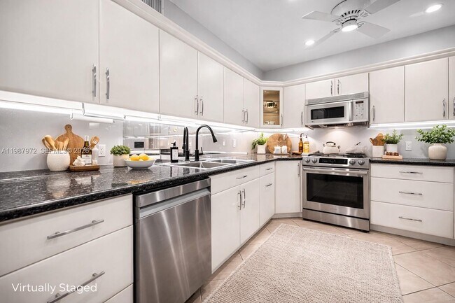 Photo - 4020 N Hills Dr Unit 2