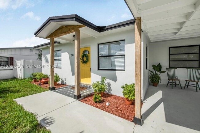 Photo - 218 SW 10th Ave