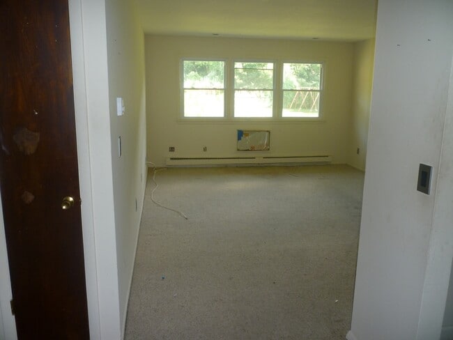 Photo - 15 Donna Dr Unit C4