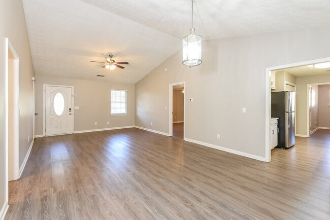 Photo - 110 Hunters Keep