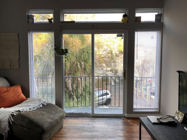 Photo - 187 Coming St Unit B