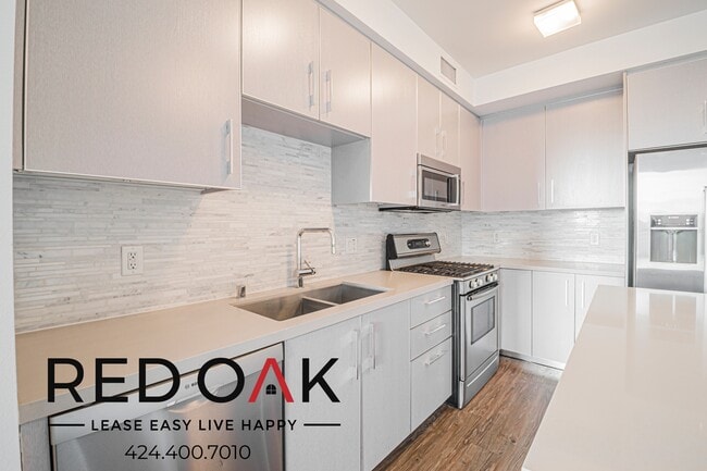 Photo - 1168 S Barrington Ave Unidad 401