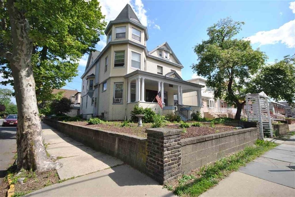 Photo - 234 Avenue A