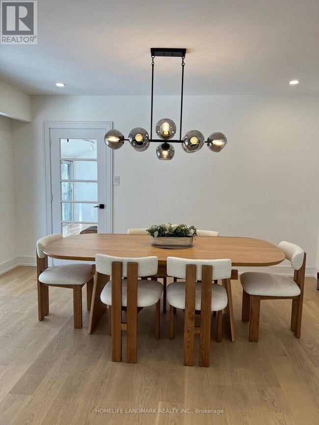 Photo - 284 Woodland Dr