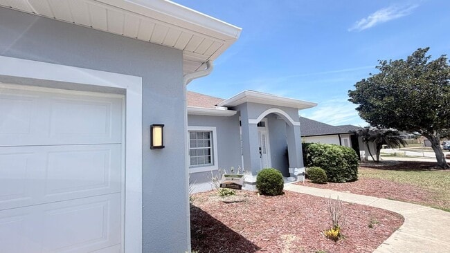 Photo - 906 Berwick Dr