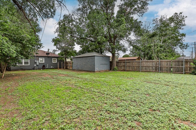 Photo - 2120 28th St