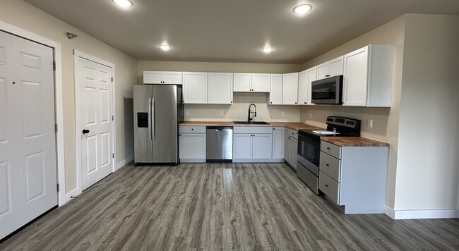 Valley View Estates C - Valley View Estates C Condo Unit 11
